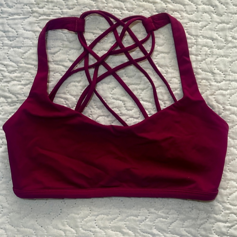 Lululemon free to be zen strappy bra